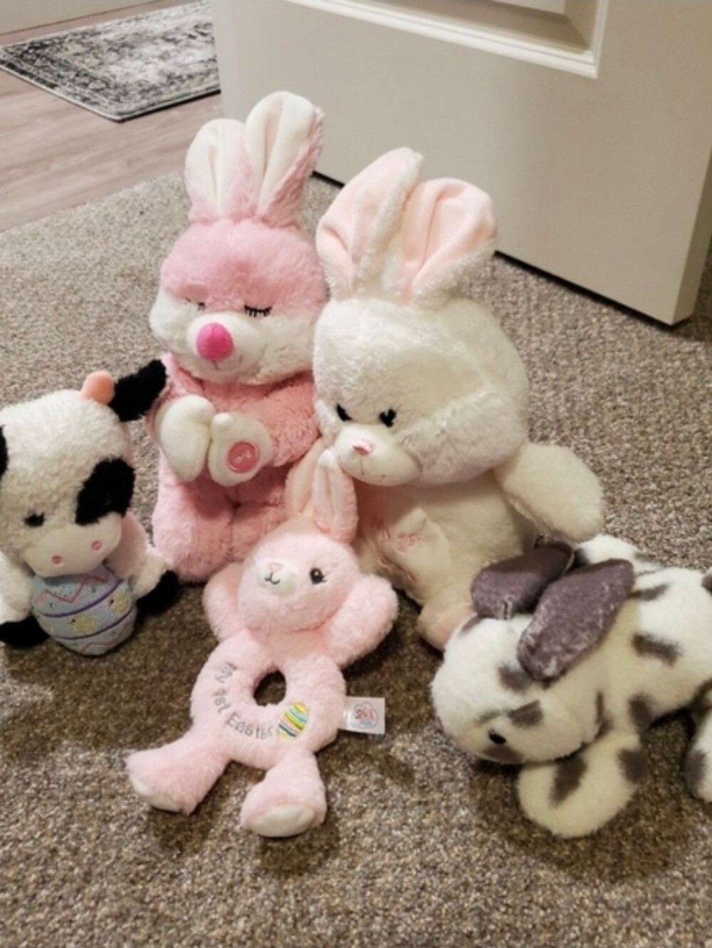 Stuffed Animals - Picture 2 of 3